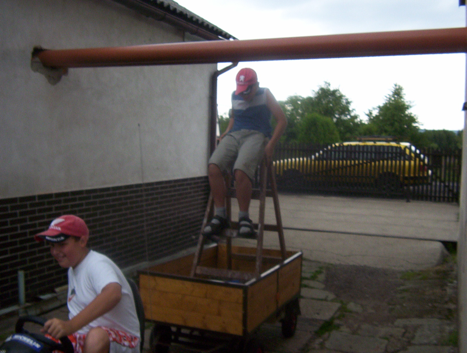 100_1820.jpg